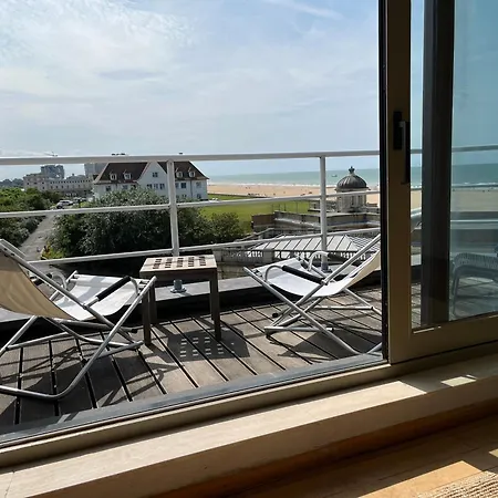 Penthouse De Vaughan -luxe Met Zeezicht